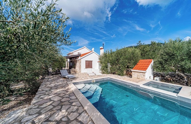 Pool House Potirna, Blato, Croatia
