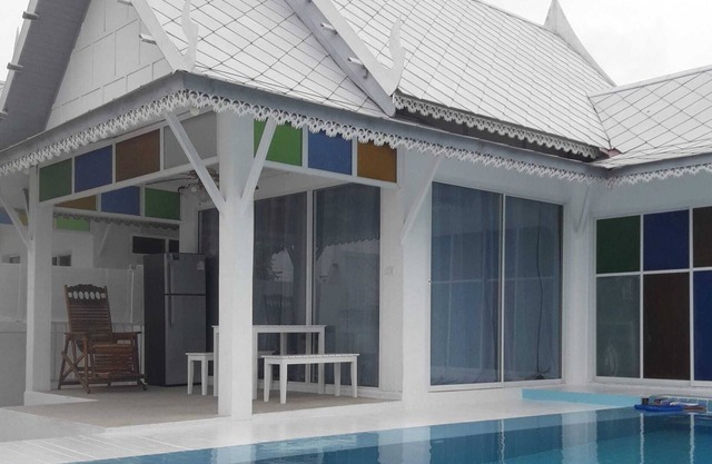 poolvilla สระว่ายน้ำ