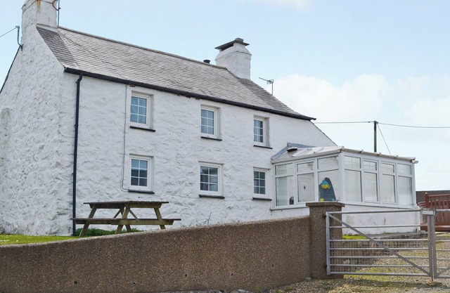 Porth Cormon Farmhouse