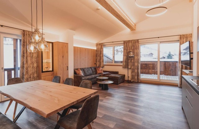 PORTIS BERGSUITE - Portis Apartments