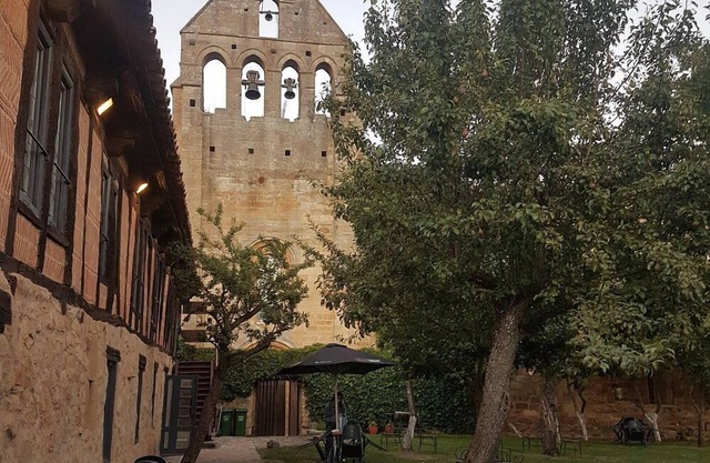 Posada Santa Maria La Real