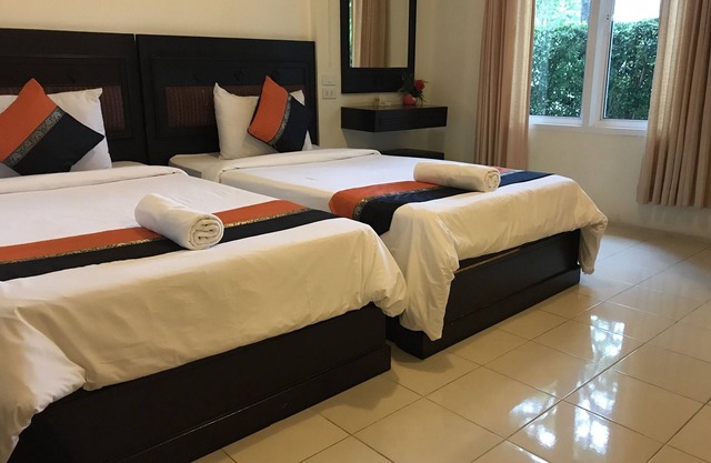 Pova Residence and Boutiques Resort