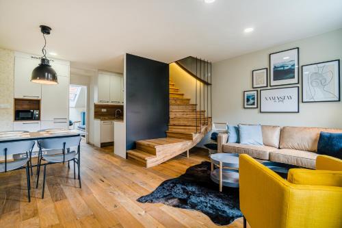Prague Days - Premium Loft w Terrace - View - Netflix - AC