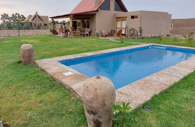 Preciosa casa de campo con piscina en el Carmen