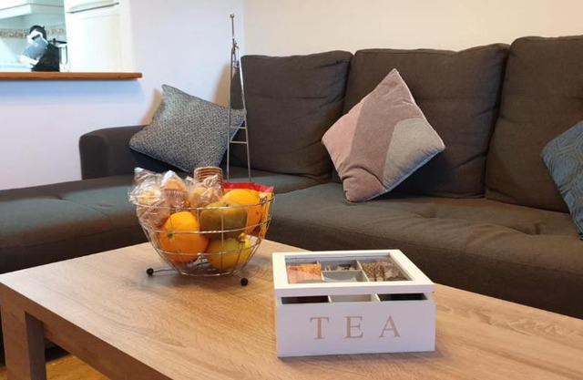 PRECIOSO ADOSADO a 100 METROS DEL MAR en VERA-PLAYA!