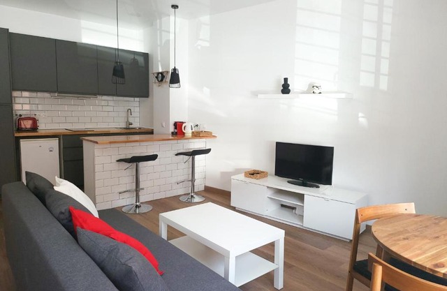 Precioso estudio con dos ambientes