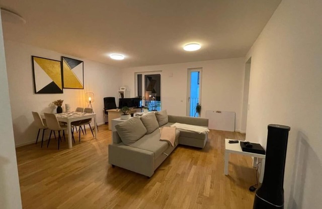 Precious Airport Sta