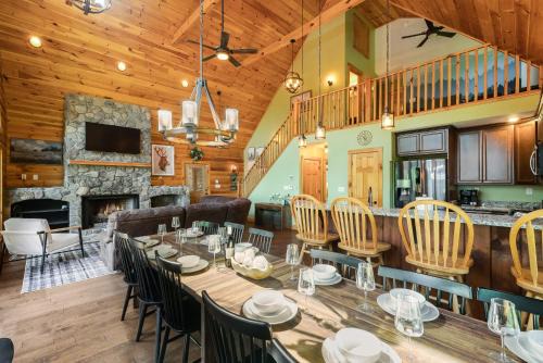 Premier Log Home Theater, Sauna Hot Tub