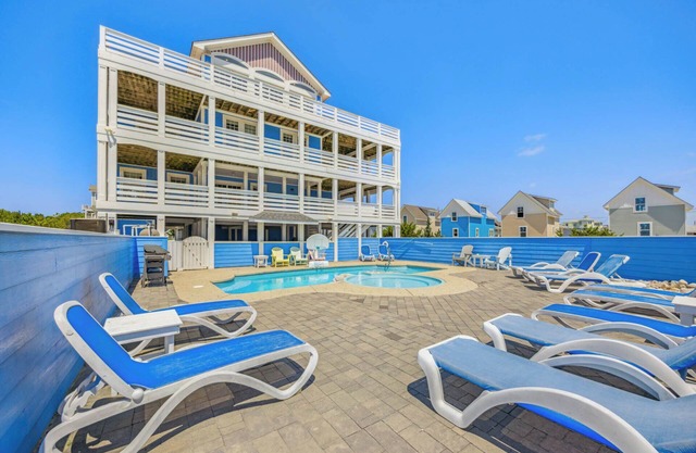 Premier Oceanfront Dog Friendly w/Pool, Elevator, Hot Tub, Theater, Game Rooms
