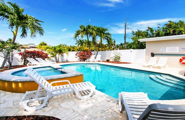 Premium Luxury 5BR/4BA Villa near Hollywood Beach