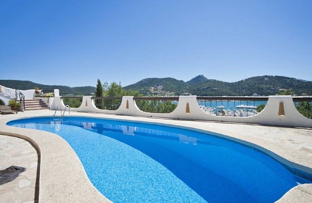 Prestige Villa spectacular sea views/Puertoueblo "Pti Saint tropez"