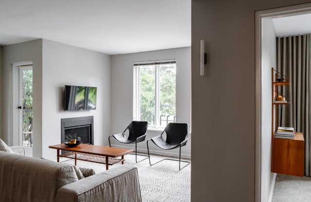 Prestigious in Prahran by Ready Set Stay