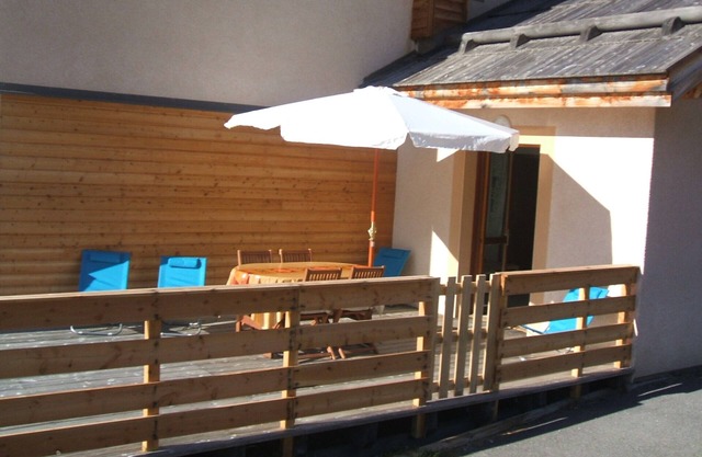 PRETTY T2, 4/P 3 stars with pool floor (c. Agree vacation)