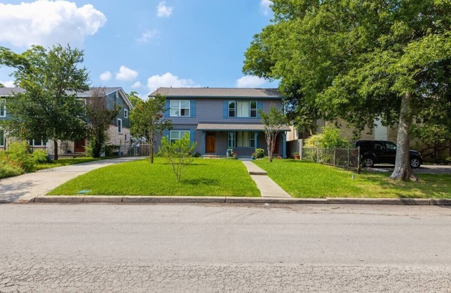 Prime Location! Near Downtown!