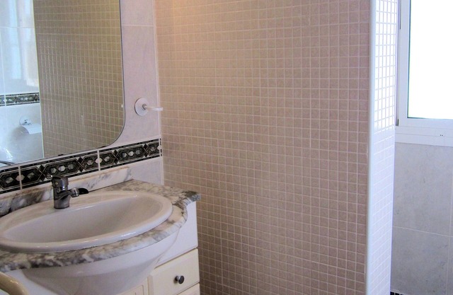 Private heated pool; sleeps up to 5; a/c and heating; beautiful location; wifi.