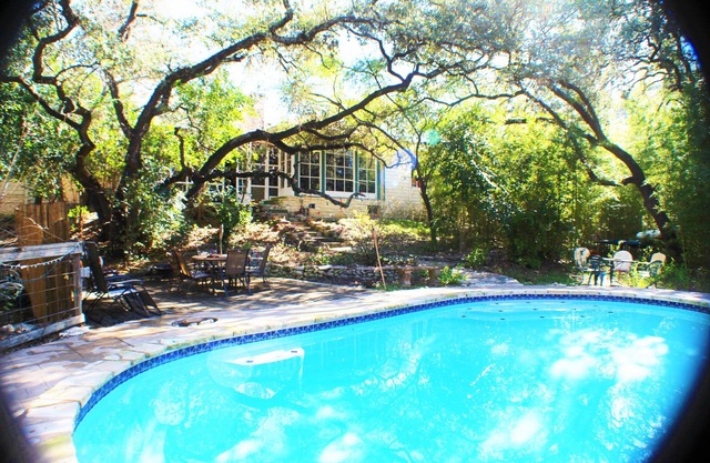 Private 1940s Estate-Warm Home for the Holidays with Cool Blue Pool