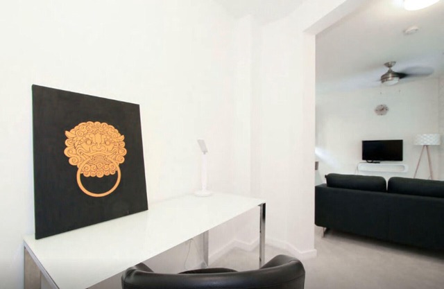 Private 2 bed apartment On UBC Campus