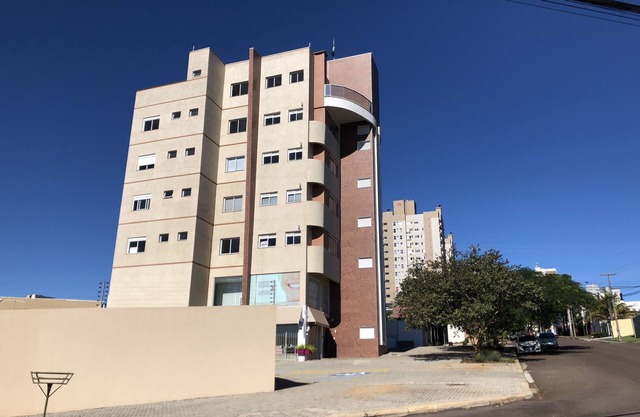 Private bedroom and bathroom, in apartment shared with landlady
