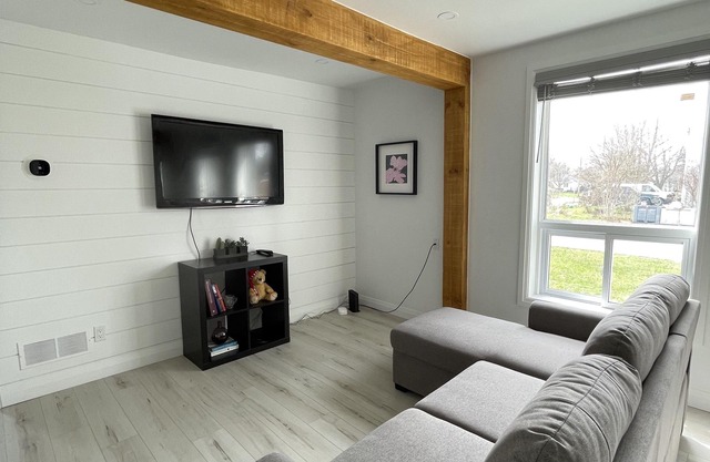 Private Cottage Getaway @ Port Burwell