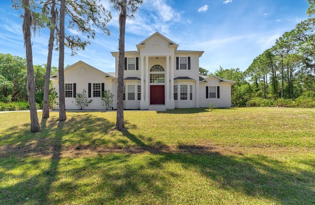 Private Estate w/Heated Pool in Sarasota County, FL