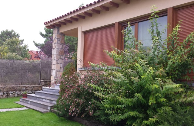 Private garden and pool, barbecue. Nature with charm