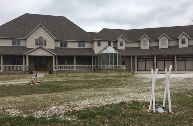 Private, gated manor on 17 acres just minutes from Branson, MO