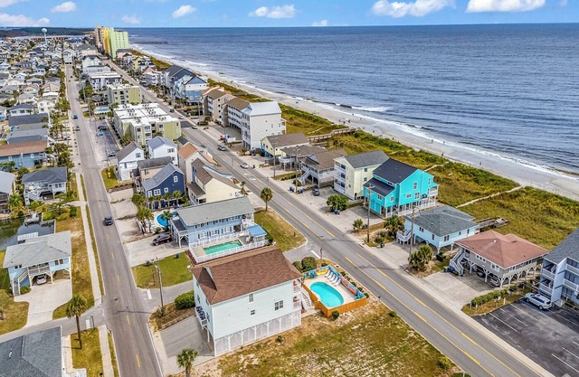 Private Heated Pool, Across From Beach, Great Views, Game Room, Dogs Ok