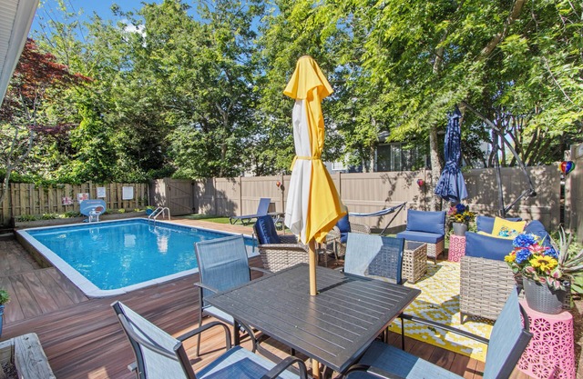 Private Heated Pool and Close to the Beach! Pool Open Through Mid October!
