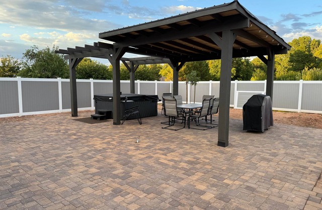 Private Home-2 Bed/2 Bath -HOT TUB/Near Zion NP