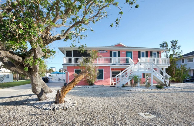 🌊Private Pool-Great for Large Groups-6BR Coral Cove🌊