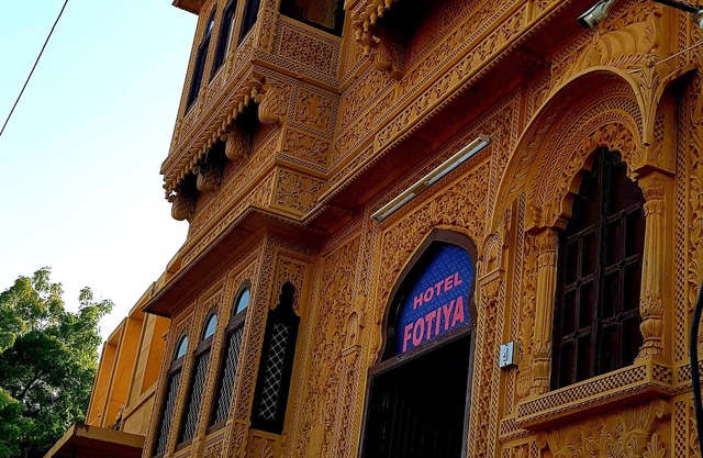 Private Rooms in the Heart of the Golden City