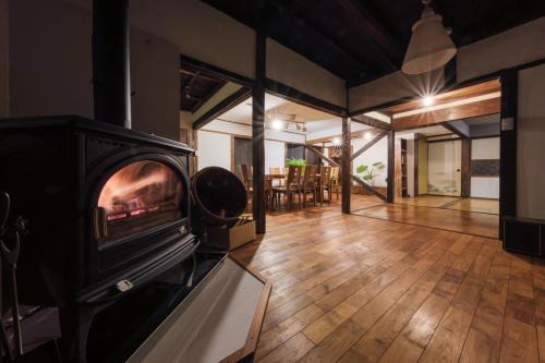 Private traditional Japanese house,貸切古民家,最大9名,信州発酵の宿,ペットOK, 薪ストーブ
