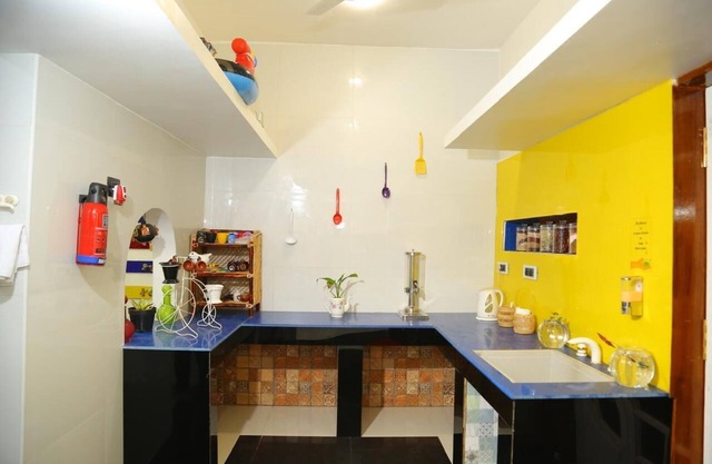 PRIVATE VILLA WITH INDOOR SWIMMING POOL