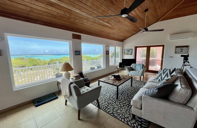 Private w/amazing views of the Atlantic, airy lanai 5 min to white powder beach!