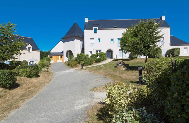 Profitez des Vacances Relaxantes | Piscine + Sauna