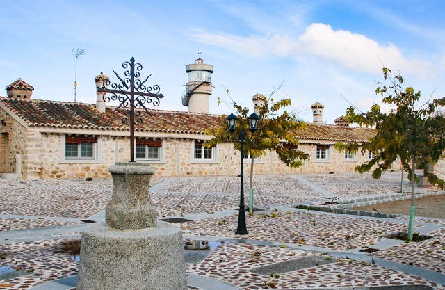 Puente Romano Rural House