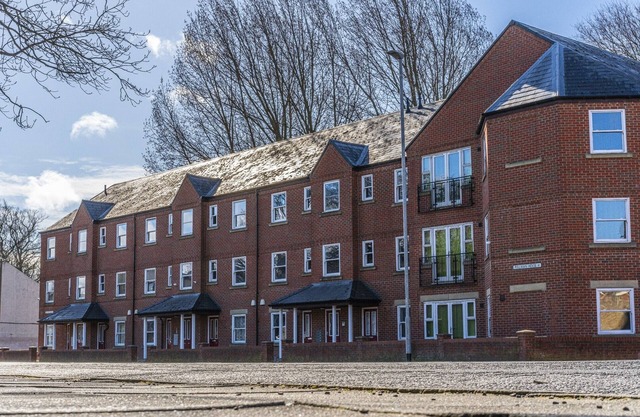 Pullman House Serviced Apartments