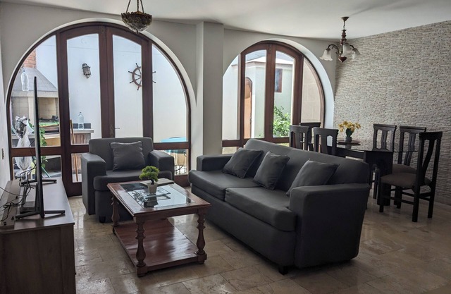 Pulse of Modernity in the Heart of Sporting Energy - Grill and Fun!