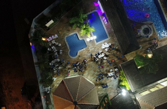 PUNTA CALDAS > CASA 6 > R$686/CASA/NOITE > ACOMODA 10