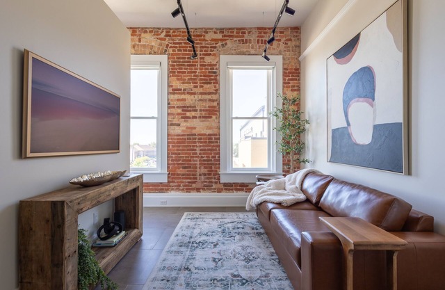 Pura Vida at The Brent Lofts