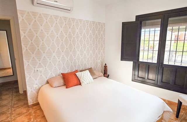 Pura Vida Piso Tranquilo Terraza Piscina Aparcamiento - Playa 15mn, Centro 2mn