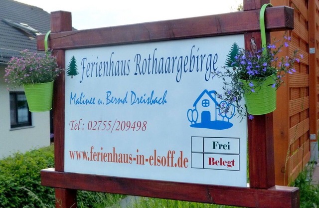 Pure relaxation with steam shower and whirlpool in a comfort cottage