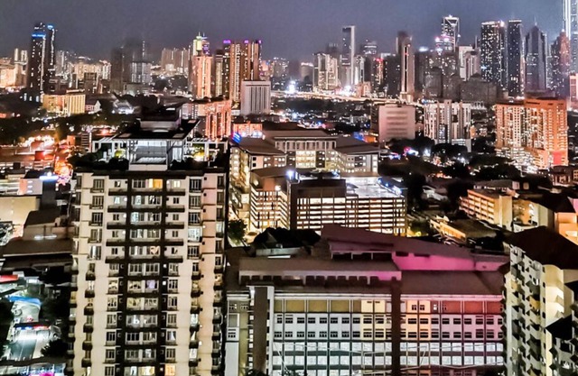 PWTC & 50m to Titiwangsa Monorial Station 10 mints to KLCC 8 pax