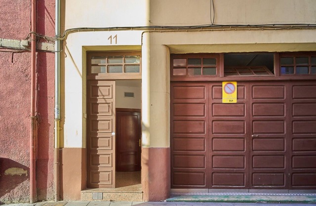 Quaint downtown house in charming Pravia