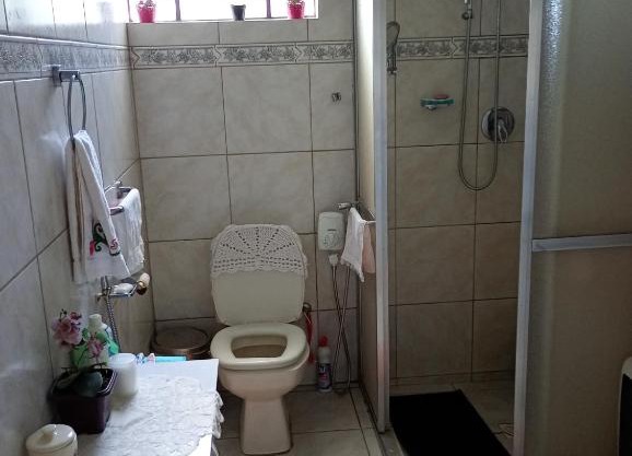 Quarto na casa da Nena