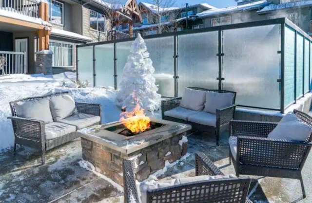 Quiet 1 Bedroom Condo in a Popular Mountain Resort