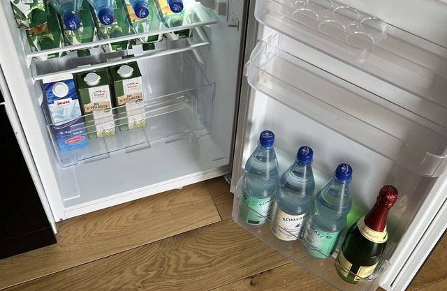 Quiet and centrally located apartment with private parking space