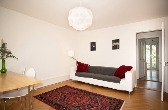 Quiet and modern apartment right next to the park