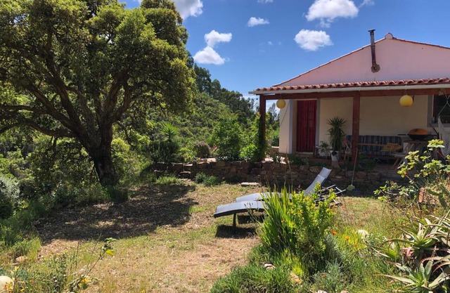Quiet and peaceful country house in pure nature