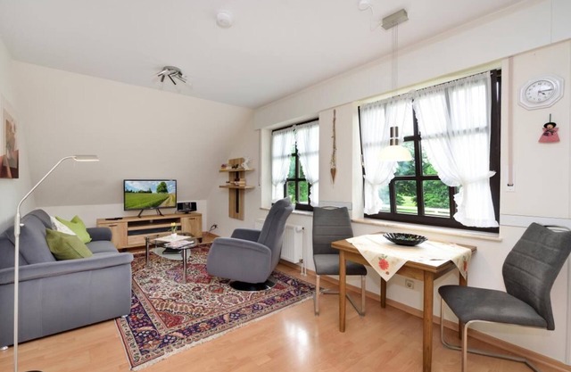 Quiet comfort apartment in top location with park view for 2 persons.